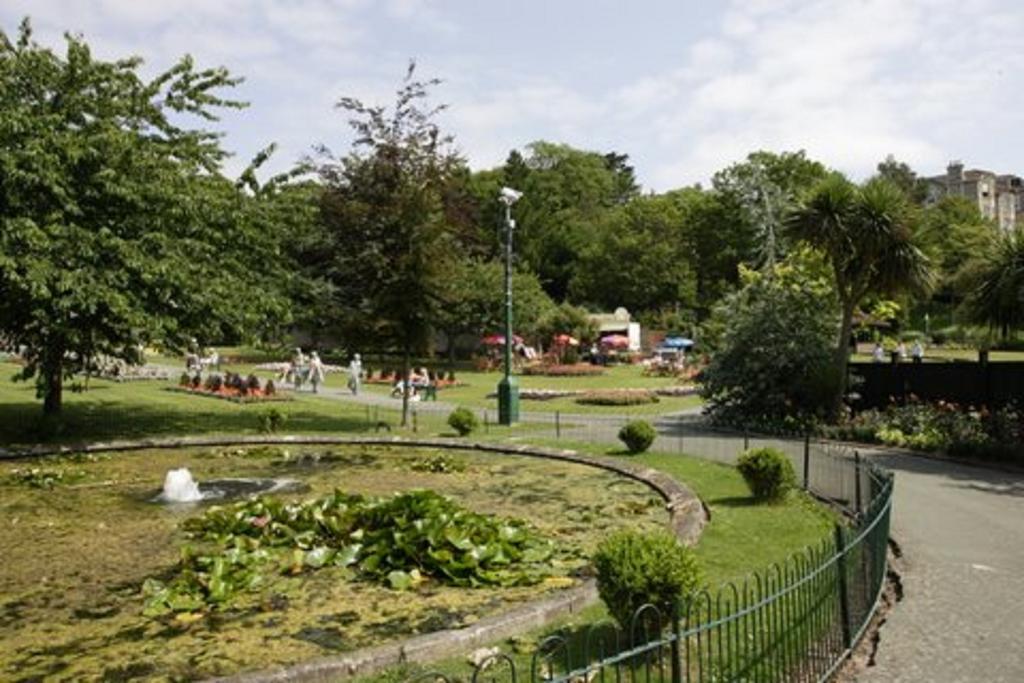 Grove Lodge Weston-super-Mare Buitenkant foto