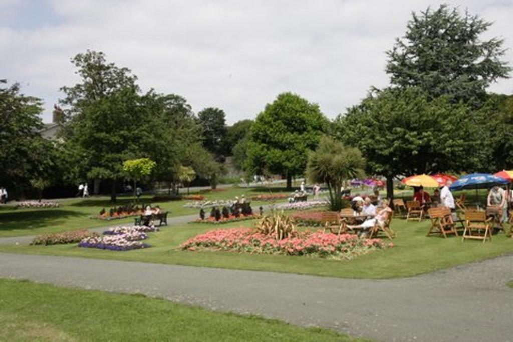 Grove Lodge Weston-super-Mare Buitenkant foto
