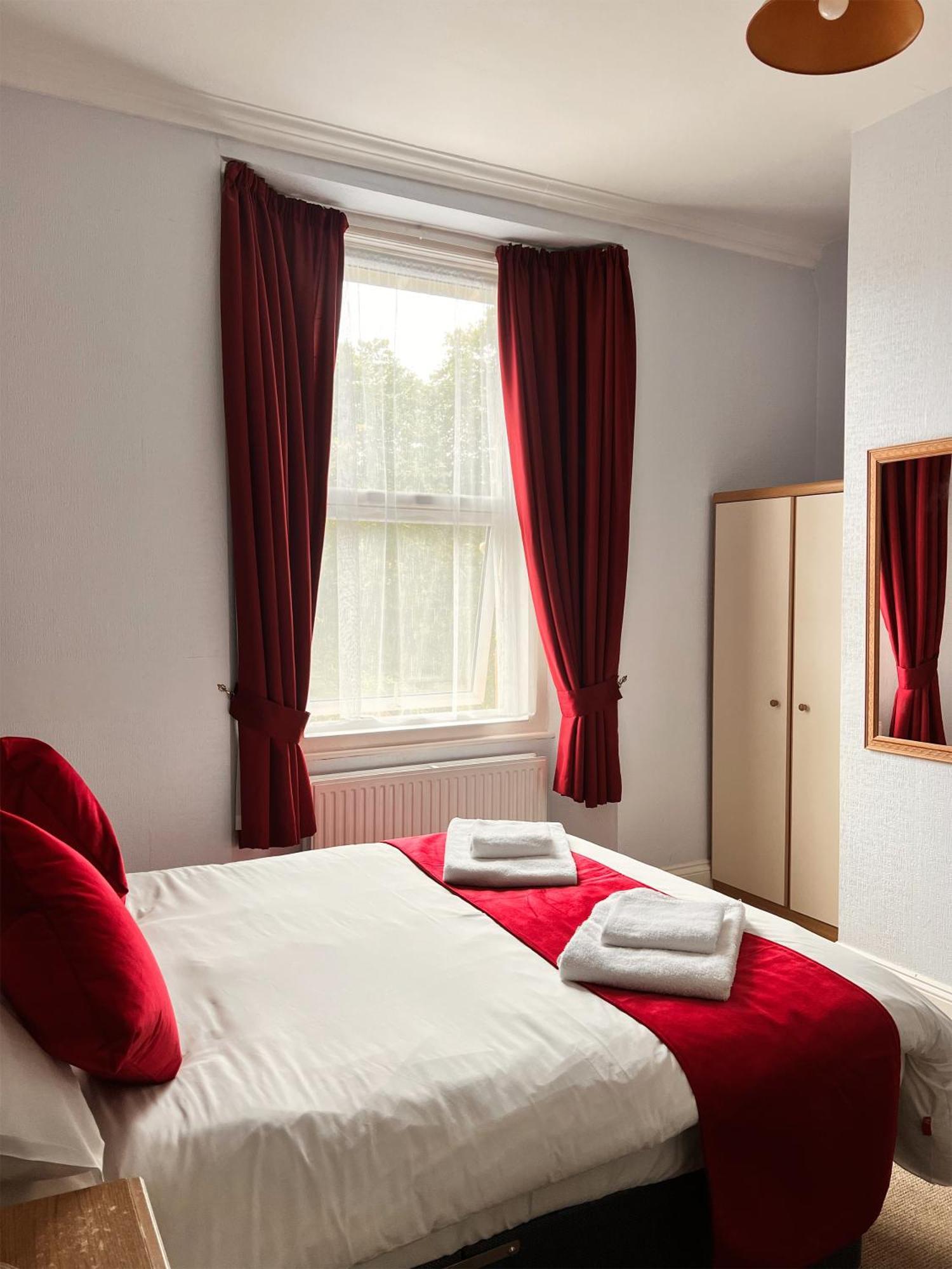 Grove Lodge Weston-super-Mare Buitenkant foto