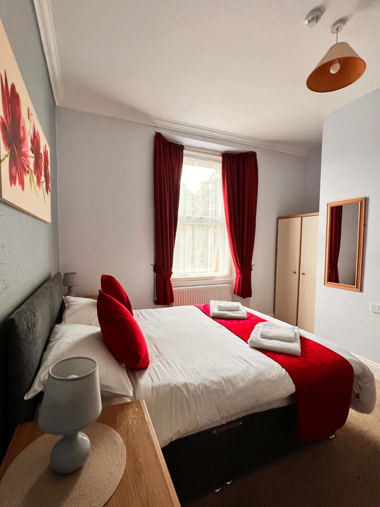 Grove Lodge Weston-super-Mare Buitenkant foto